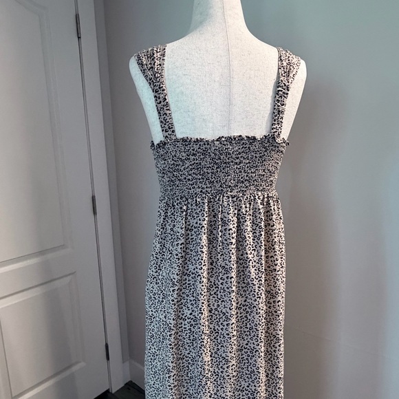 Japna Animal Print Button-Down Midi Dress - Picture 2 of 7